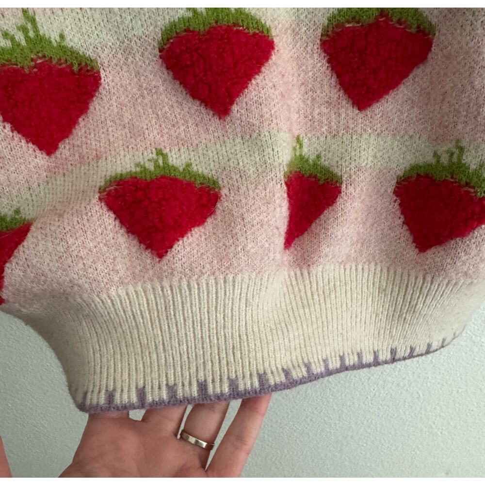 Vintage Handmade Womens Strawberry Knit Sweater Pink White Striped Pullover XS/S - Picture 3 of 9